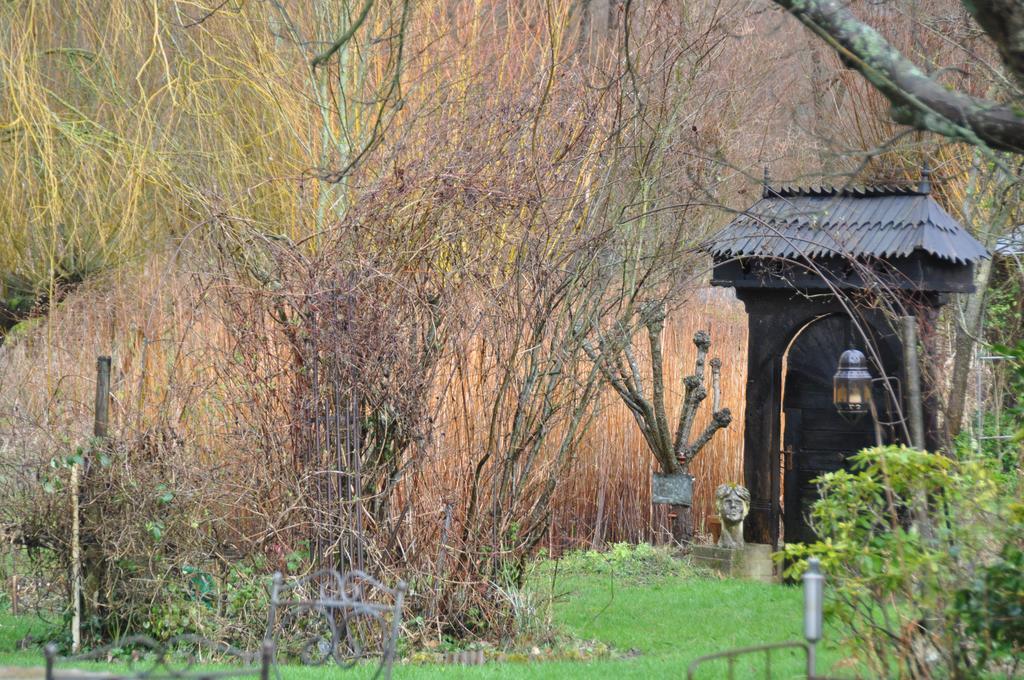 Chambres D'Hotes, Gites La Petite Madeleine La Madelaine-sous-Montreuil المظهر الخارجي الصورة