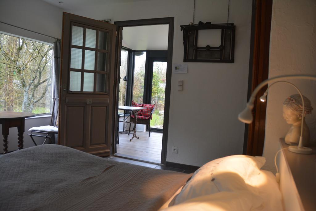 Chambres D'Hotes, Gites La Petite Madeleine La Madelaine-sous-Montreuil المظهر الخارجي الصورة